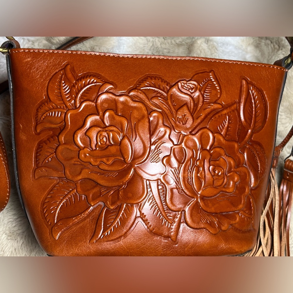 Patricia Nash Voletta Tooled Leather Floral Crossbody Brown Tassel Bag - Picture 2 of 10